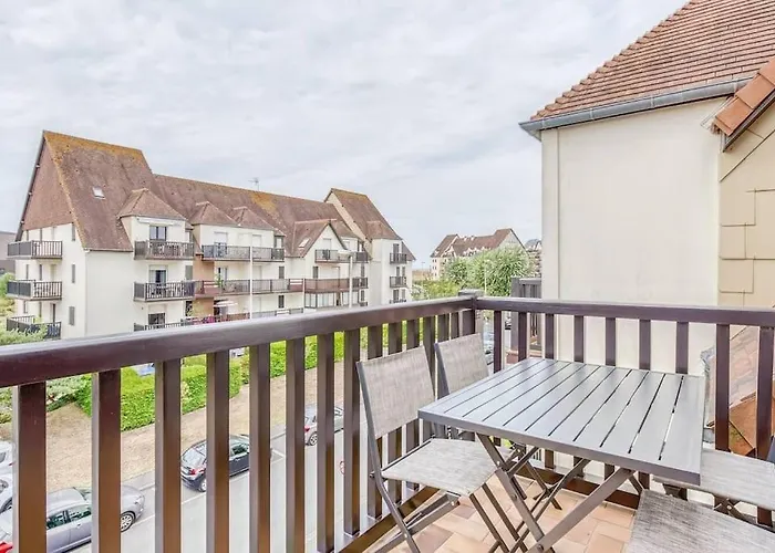 Emeraude 2 Etoiles Et Thalasso 100m Parking Gratuit Lägenhet Cabourg