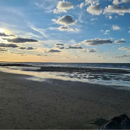 Cabourg Emeraude Plage Et Thalasso A 100M Parking Gratuit アパート