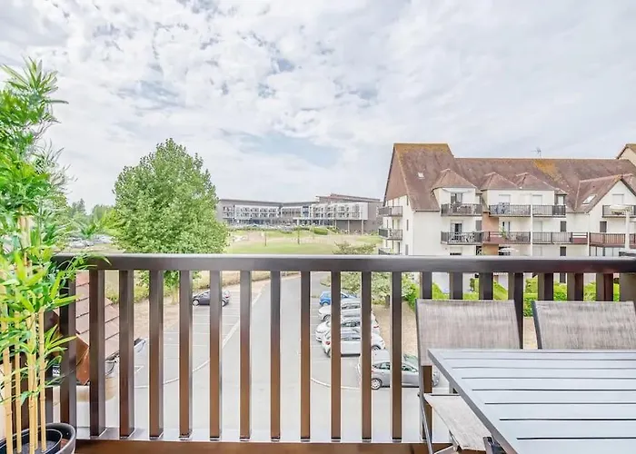 Emeraude 2 étoiles Et Thalasso 100m Parking Gratuit *